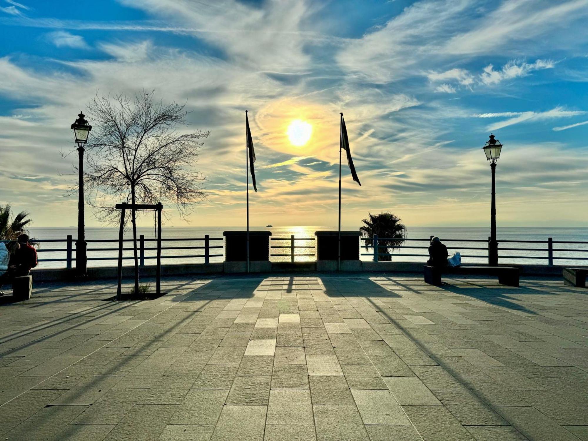 Beachfront E Parking Il Nido Sul Mare Apartment Genua